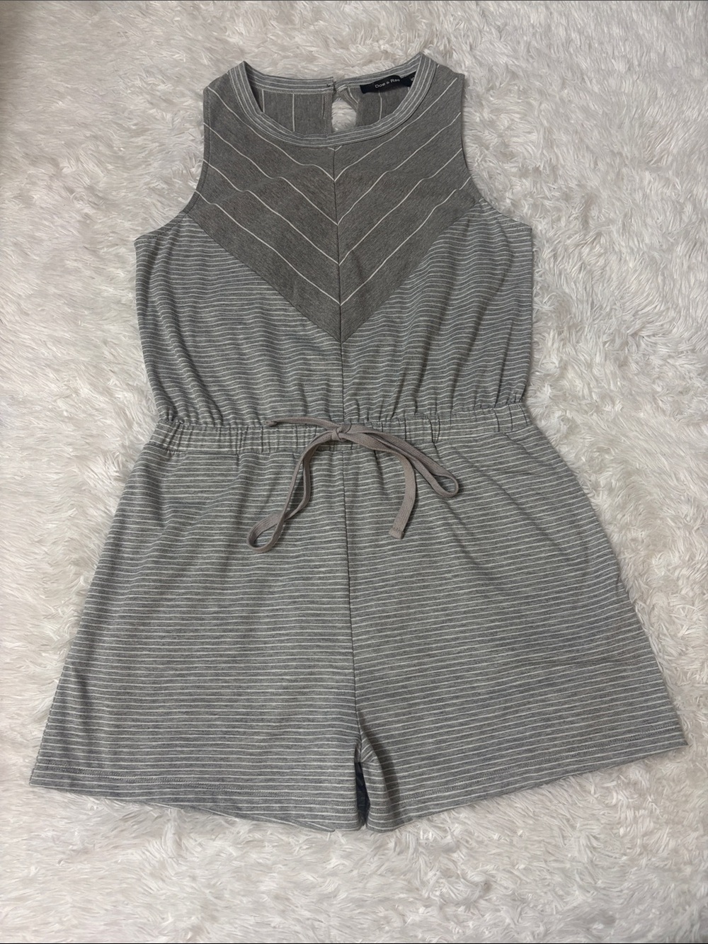 Doe & Rae Grey Striped Sleeveless Romper Size S Keyhole Back